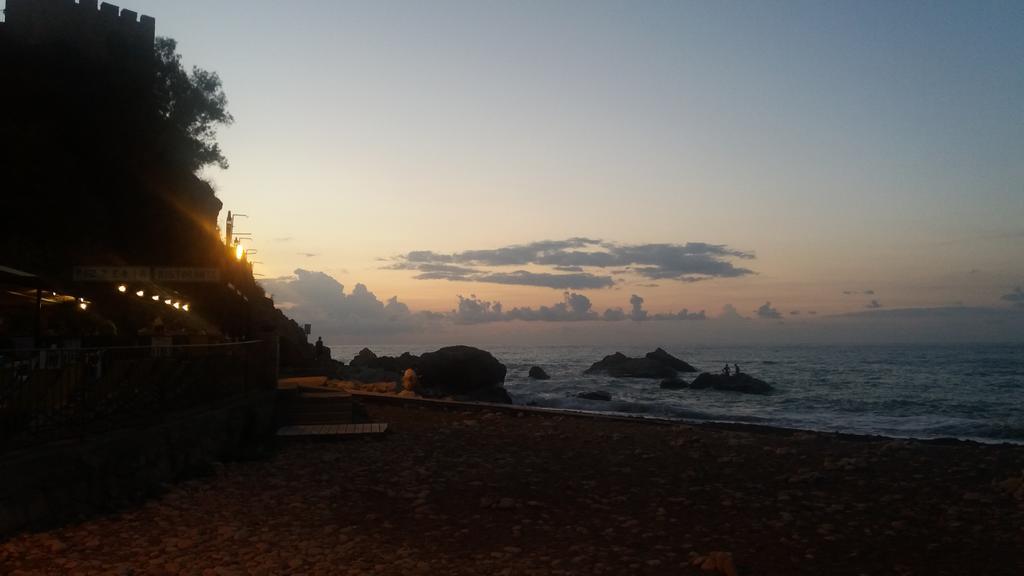 Arte Mare E Cultura Pettineo Exterior foto